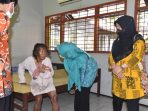 Nenek Sebatang Kara Akhirnya Mau Diajak Ning Sasha Tinggal di Liponsos