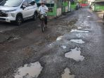 Jalan Dekat Kantor Bupati Sidoarjo Rusak Parah, Warganet Protes ke Bupati Lewat Twitter