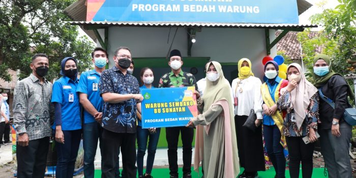 Bupati Sidoarjo Luncurkan Program Bedah 1.000 Warung Bantu Usaha Mikro 