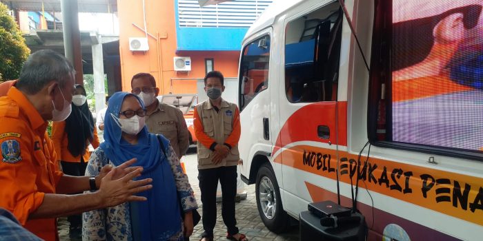 Mobil Edukasi Penanggulangan Bencana BPBD Jatim Tarik Minat Putri Gus Dur