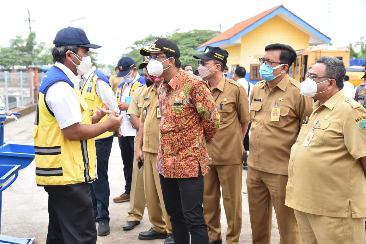Anggota Komisi V DPR RI yang dipimpin oleh Sigit Sosiantomo melakukan Kunjungan Kerjanya ke Long Storage Kalimati Tarik, Senin, (21/2).