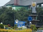 Baliho Tidak Berizin di Bundaran Taman Pinang Sidoarjo Belum Ditertibkan