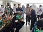Forkopimda Jatim Lepas 220 Jamaah Umroh Kloter Kedua di Bandara Internasional Juanda