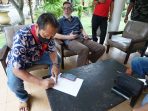Tarik Parkir Ugal-ugalan, Gus Muhdlor Tertibkan Parkir Liar di Alun-Alun