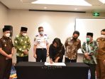 Kerjasama Parkir Diteken, Bupati Sidoarjo Minta PT ISS Berdayakan Para Jukir yang Ada