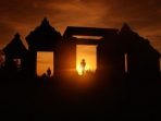 Pesona Sunset di Candi Ratu Boko Sleman Yogyakarta