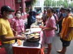 Ngabuburit Asyik di Street Food CFD Jalan Tunjungan dan Raya Darmo Surabaya
