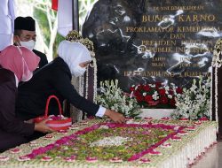 Ziarah ke Makam Bung Karno, Gubernur Khofifah Sebut Jadi Energi Positif Kebangkitan Jatim