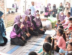 PKK Sidoarjo Bantu Pulihkan Psikis Anak-anak Korban Bencana Angin Puting Beliung Sidokepung 