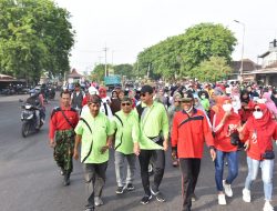 Jalan Sehat Warga Tanggulangin Bersama Warga Tanggulangin