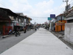 Pembangunan Jalan Beton di Sidoarjo Masif, Anggota DPRD Fraksi PDIP Ini Acungi Jempol Gus Muhdlor