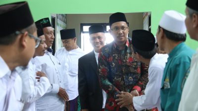 Pelantikan Pengurus MWC NU Tarik, Gus Muhdlor Minta Optimalkan Kader Muda NU
