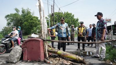 Wabup Sidoarjo Minta Jembatan Desa Prasung yang Rusak Segera Diperbaiki