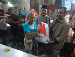 Pemkab Sidoarjo Berikan Bantuan Sembako Untuk Warga Terdampak Banjir