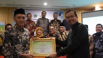 Bupati Sidoarjo Tegaskan Uang Pajak Dioptimalkan Untuk Pembangunan Infrastruktur