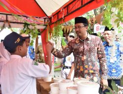 Bupati Sidoarjo Apresiasi Pelajar SMP Negeri 1 Jabon Berhasil Membuat Aneka Mamin Tradisional