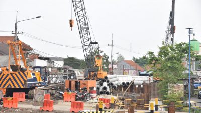 Progres Proyek Flyover JPL 64 Krian dan JPL 79 Tarik Memasuki Tahap Pemasangan Tiang Pancang