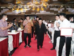1.038 Anggota PPS Sidoarjo Dilantik, Bupati Gus Muhdlor Pesan Kuasai Regulasi Wujudkan Pemilu Yang Demokratis