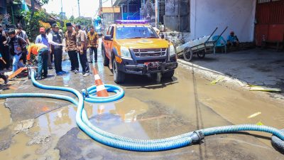 Pemkab Sidoarjo Respon Cepat  Perbaiki Jalan Berlubang di Kureksari Waru