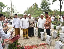 Bupati Sidoarjo Rencanakan Pugar Komplek Makam Ulama Pondok Siwalanpanji Buduran