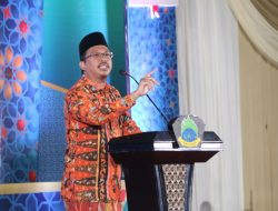 Nasehat Gus Muhdlor ke Santri Ponpes Progresif Bumi Sholawat di Acara Wisuda SMA Angkatan ke-VII