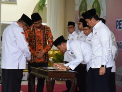 Wabup Subandi Dilantik Sebagai Dewan Kehormatan PMI Sidoarjo