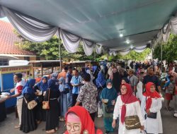 Ribuan Warga Serbu Makanan dan Jajanan Gratis usai Halal bi halal dengan Gus Muhdlor