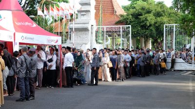 Ribuan Masyarakat Sidoarjo Rela Antri Halal Bi Halal dengan Bupati Sidoarjo dan Ketua TP PKK