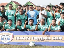 Resmikan PJU Lapangan Desa Wage, Plt. Bupati Sidoarjo Mengharap Hasilkan  Atlet Berbakat